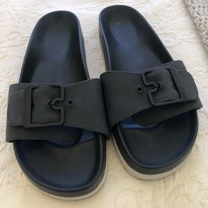 Dr. Scholl’s Sandals/Slides